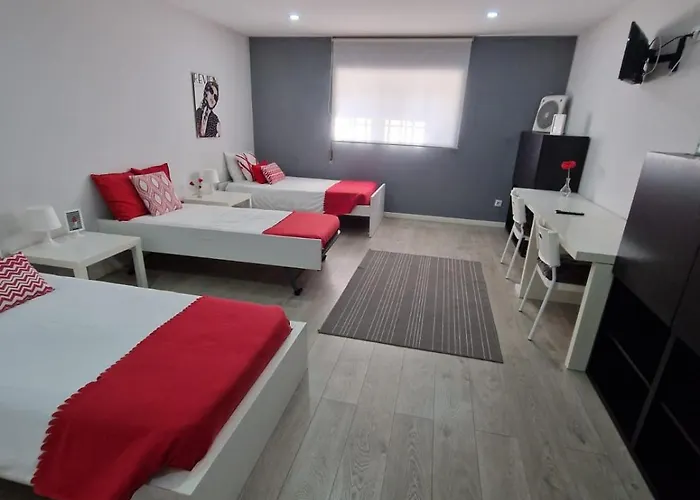 Casa Pirosa בית הארחה