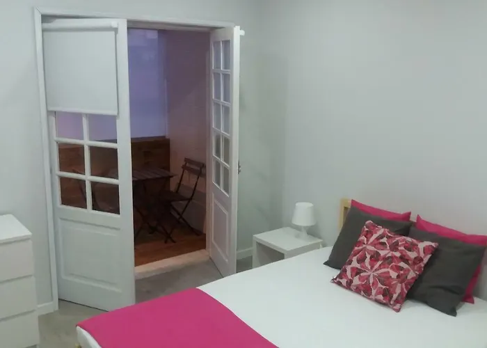 Konukevi Casa Pirosa Aveiro